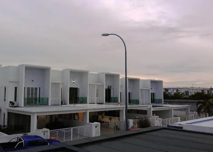 FangFei Homestay