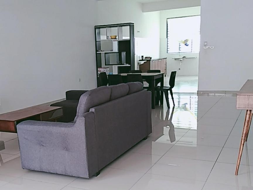 Fangfei Vila